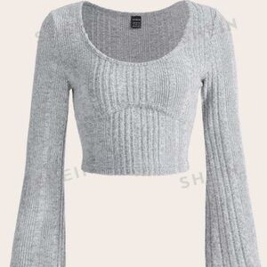 Crop top with flared sleeves